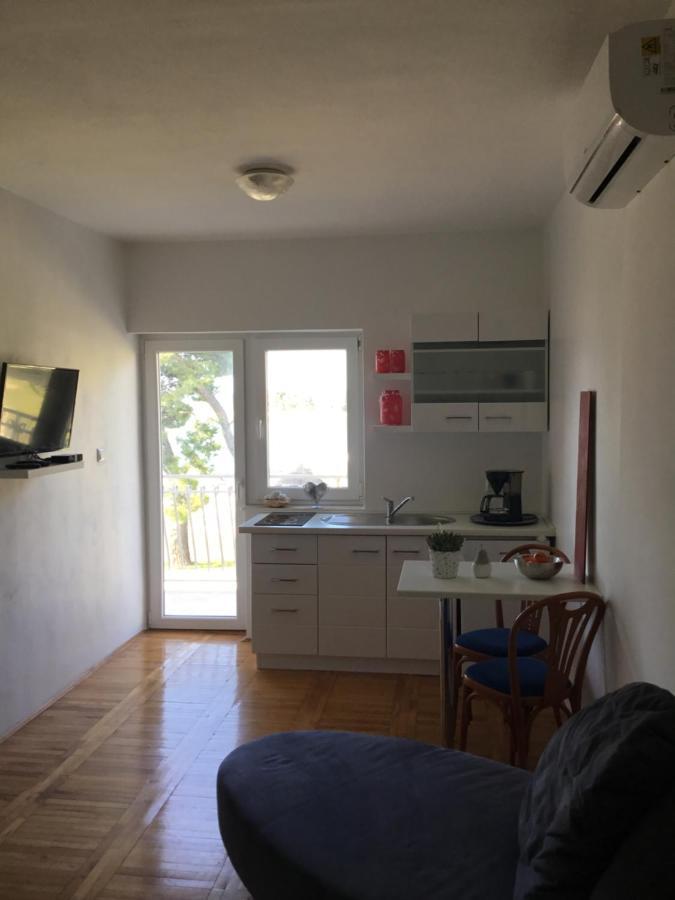 Apartments More بيروفاتش المظهر الخارجي الصورة