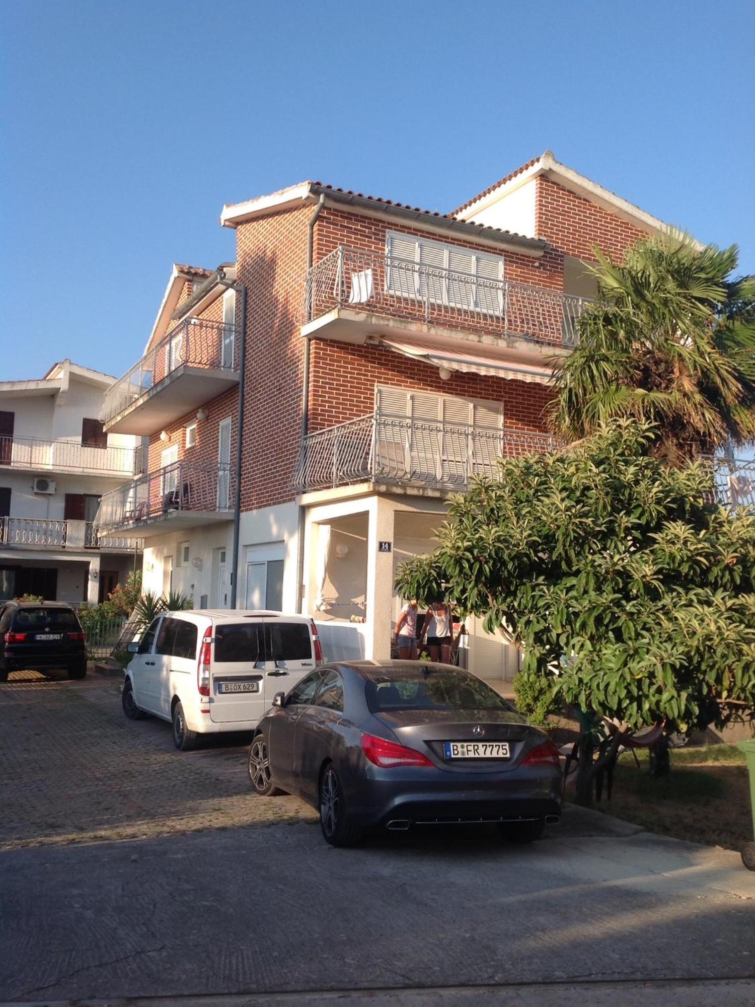 Apartments More بيروفاتش المظهر الخارجي الصورة